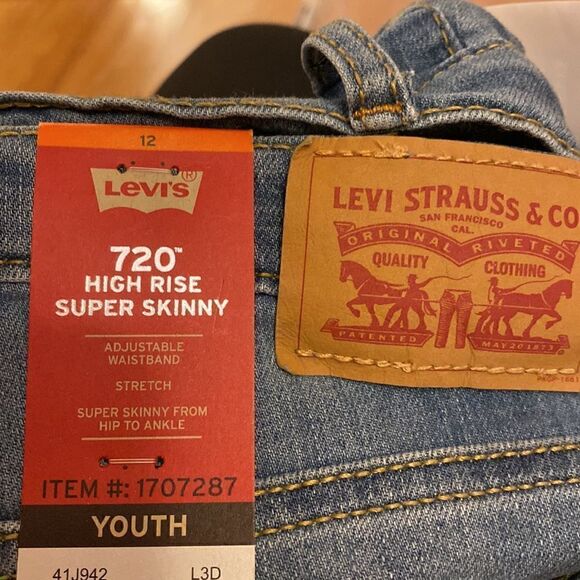 LEVI’S 720 HIGH RISE SUPER SKINNY MEDIUM WASH - Picture 7 of 9